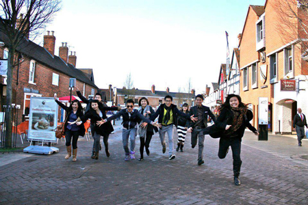 Thắp sáng khát vọng Việt từ… nước Mỹ